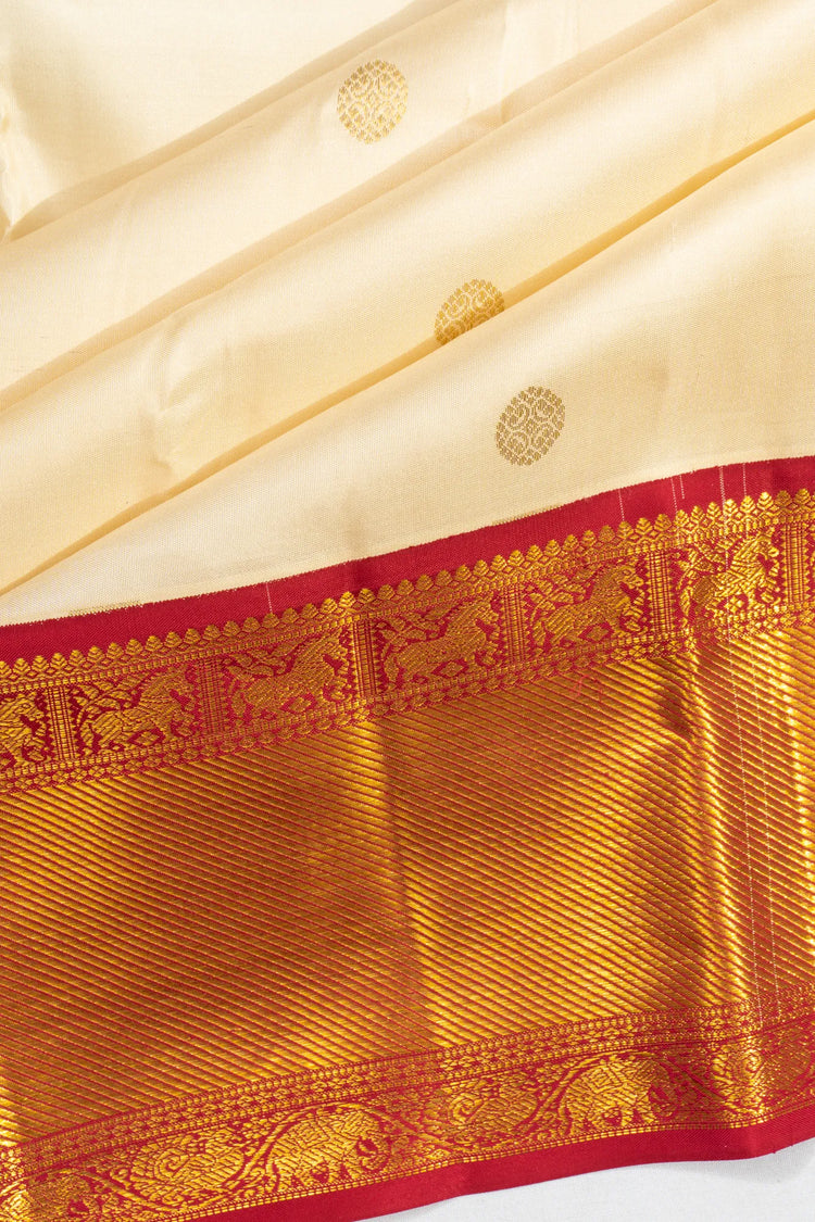 Bridal look Cream Gold kanchipuram saree