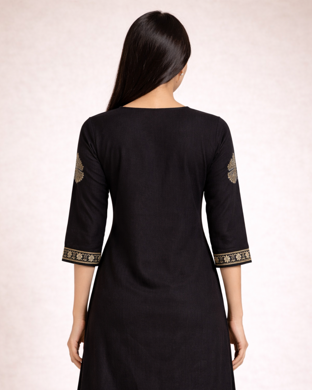 Avaasa Women's Elegant Black Ethnic Kurti