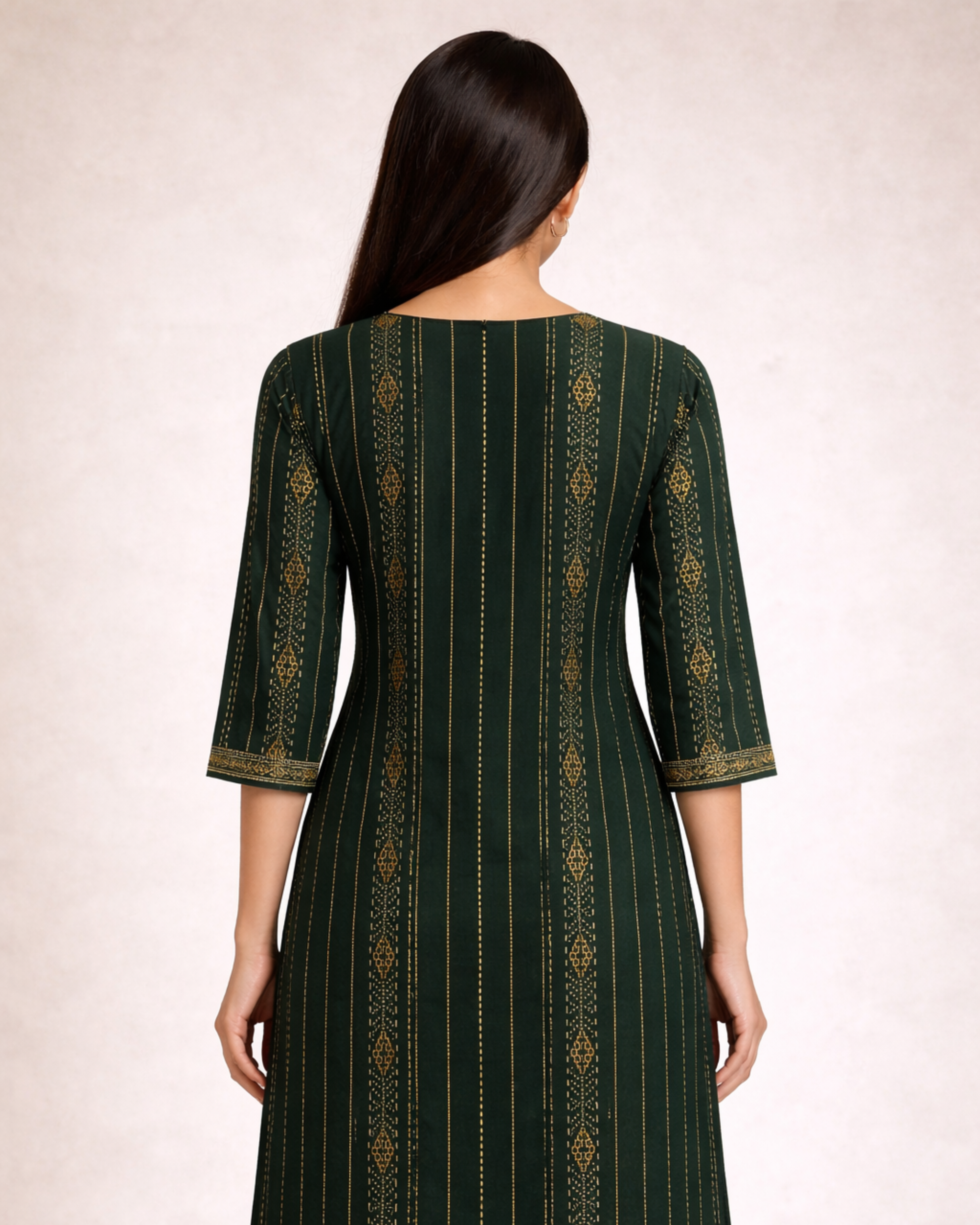 Avaasa Women's Dark Green Ethnic Kurti