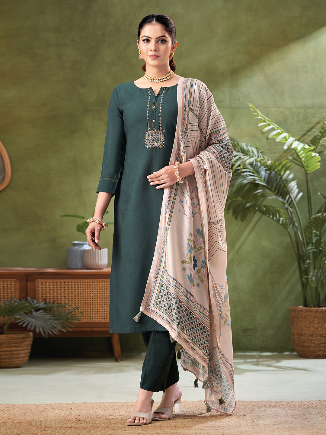 Evergreen elegant look party wear